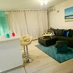 Aquamarine Апартаменты