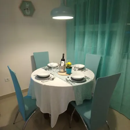 Апартаменти Aquamarine